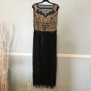 Candalite Woman Black Dress